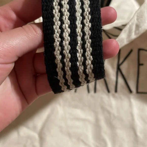 A cute tote bag for less. I got it from Target in 2021 so it is used! - Picture 3 of 5